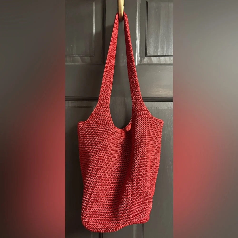 The Sak Red Crochet Hobo Double Strap Shoulder Bag Nice Size 9”x7”x7”